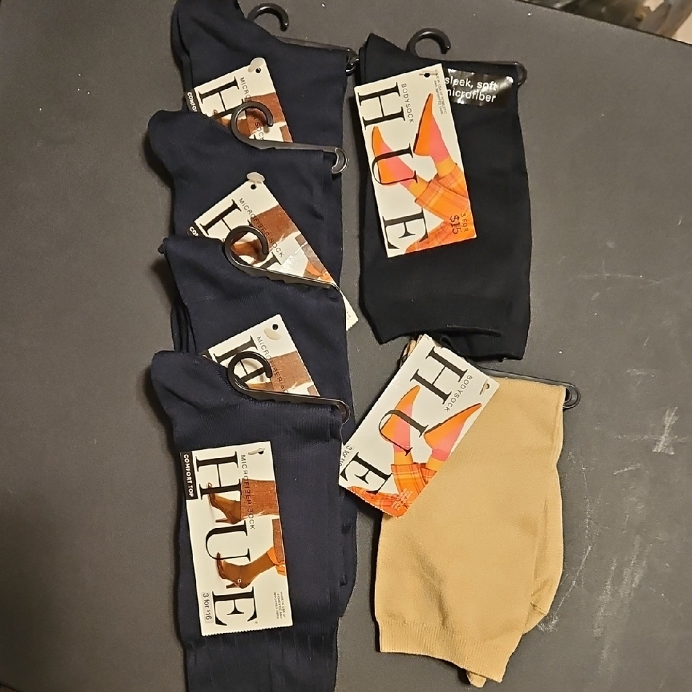 HUE Women's Black and Tan Casual Socks